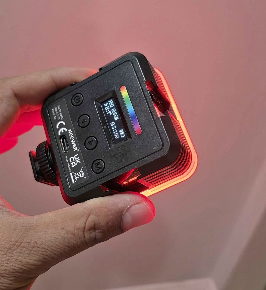 EEWER Magnetic RGB Video Light