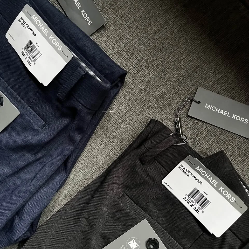 Lot of 4 Men’s Pants: Michael Kors, Banana Republic image indicator(3)