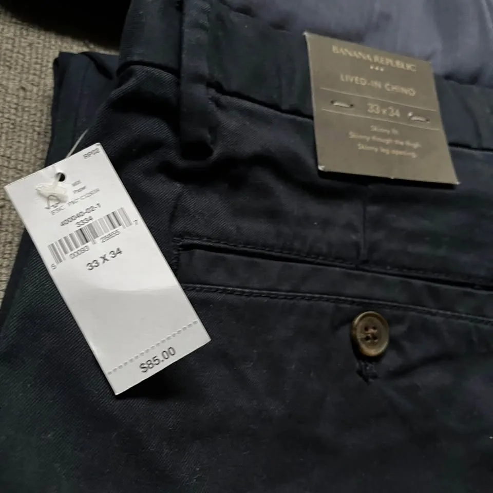 Lot of 4 Men’s Pants: Michael Kors, Banana Republic image indicator(4)