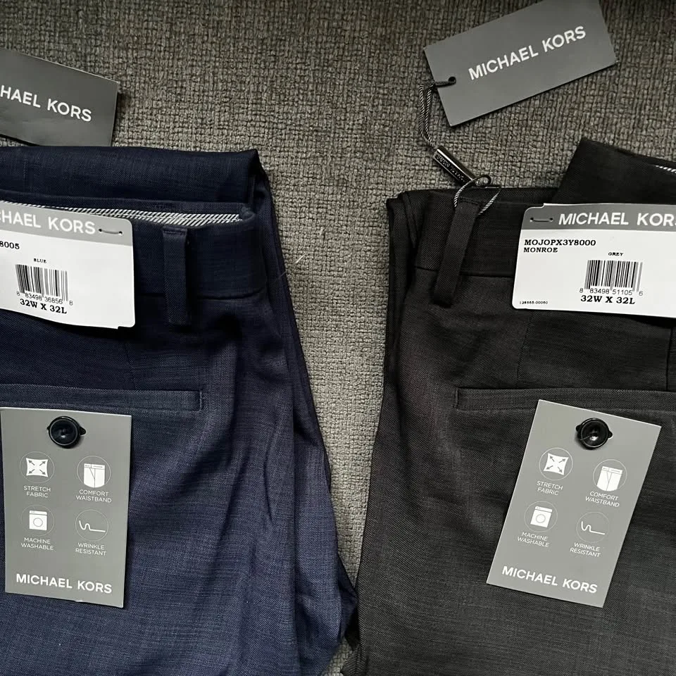Lot of 4 Men’s Pants: Michael Kors, Banana Republic image indicator(5)