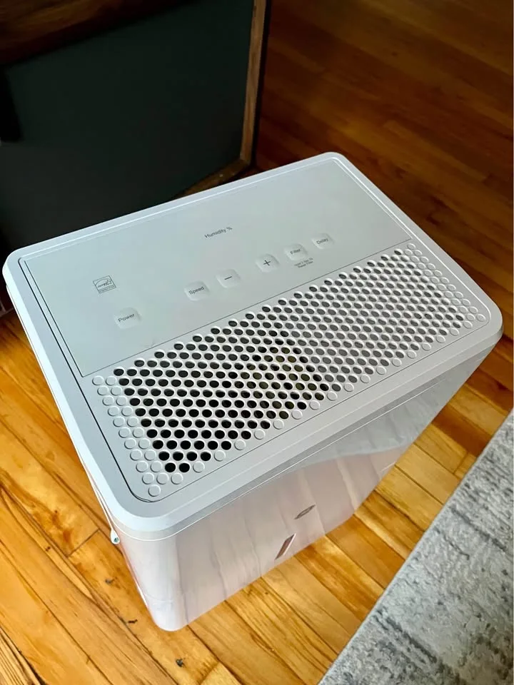 Dehumidifier GE 22-Pint with Smart Dry (NEW) image indicator(4)