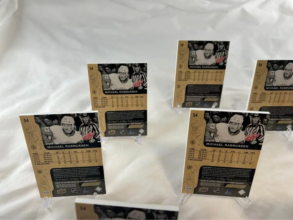 Lot Of 9 2018-19 UD Engrained Michael Rasmussen RPA /65 image indicator(9)