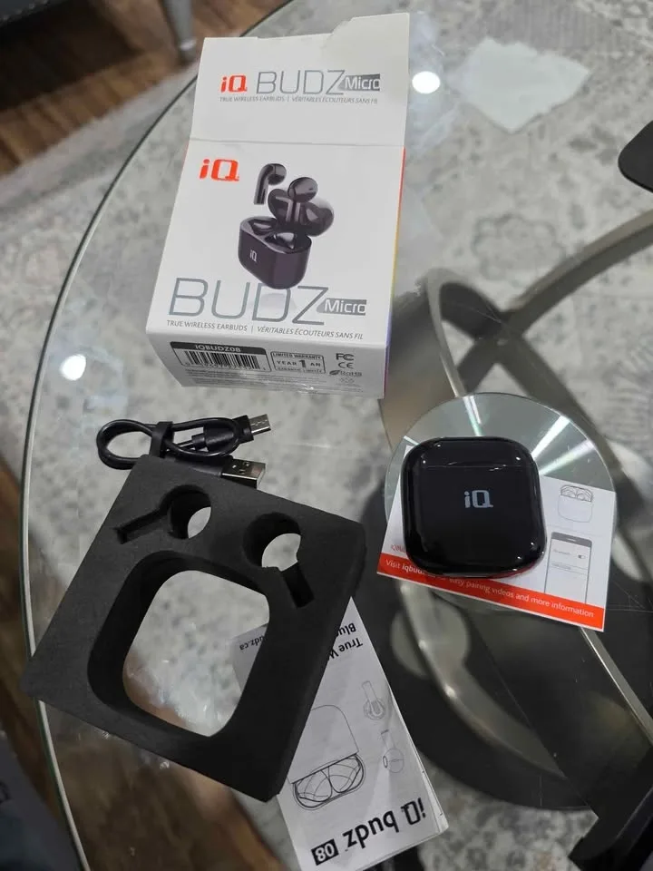 IQ wireless ear Buds image indicator(2)