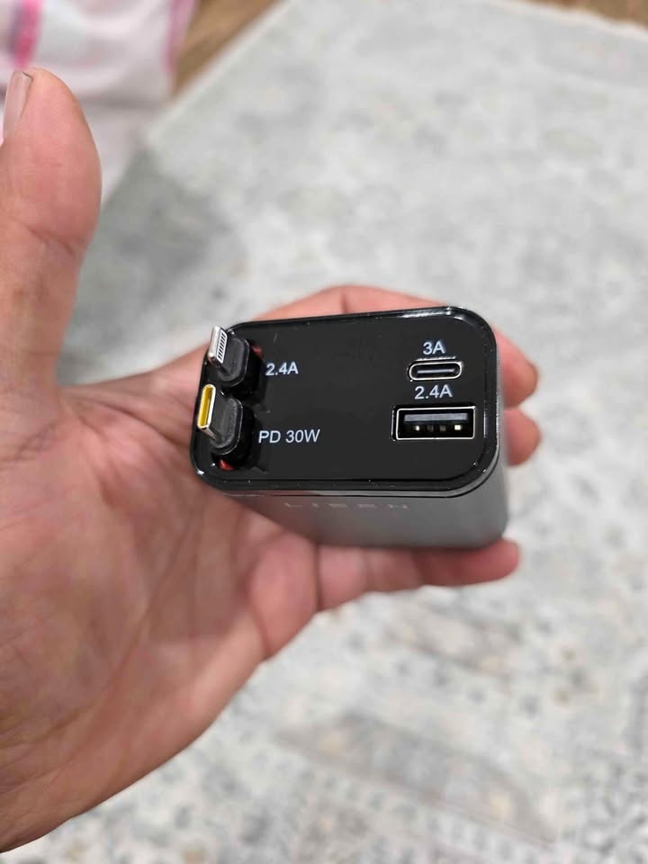 LISEN Retractable Car Charger