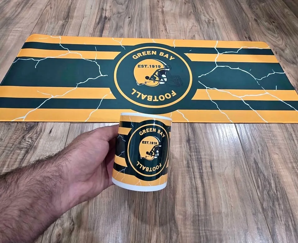 FOOTBALL FAN SET: cup, pillow, mouse pad