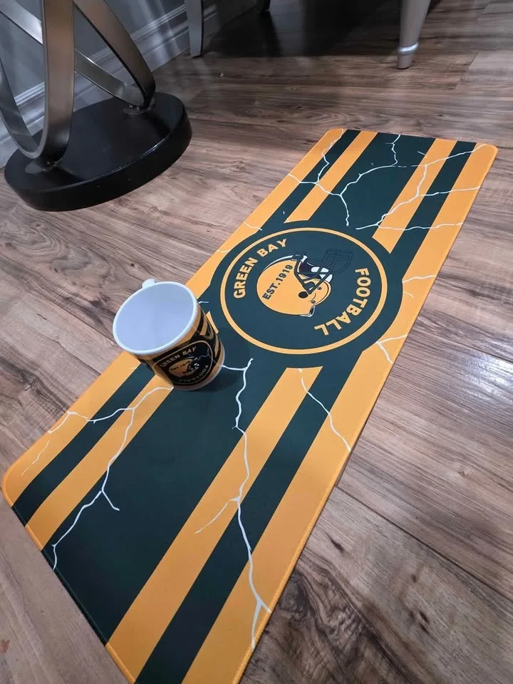 FOOTBALL FAN SET: cup, pillow, mouse pad image indicator(3)