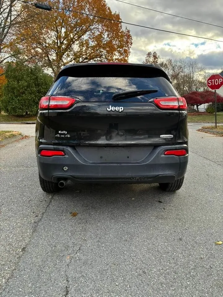 2014 Jeep Cherokee Latitude 4D S image indicator(3)