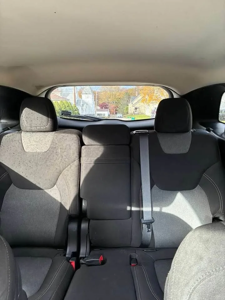 2014 Jeep Cherokee Latitude 4D S image indicator(9)