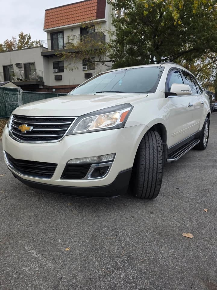2013 Chevrolet Traverse · LT 2013 AWD 3.6 L - photo 3