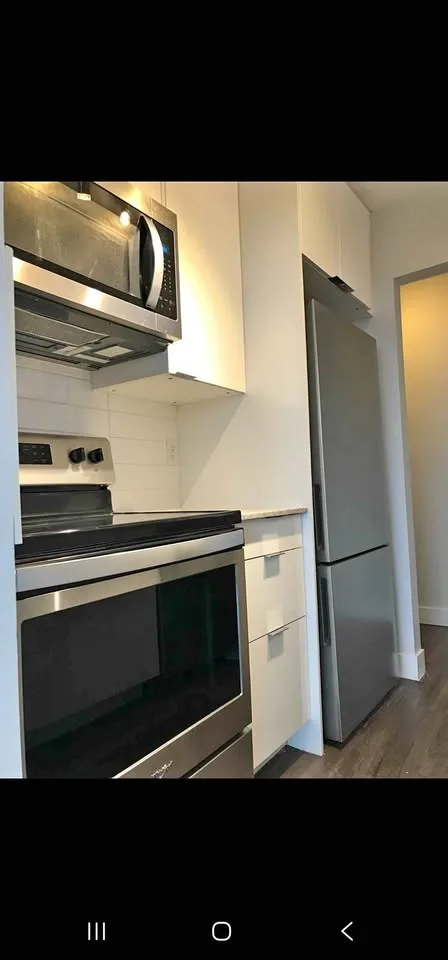 2 Beds 2 Baths - Apartment