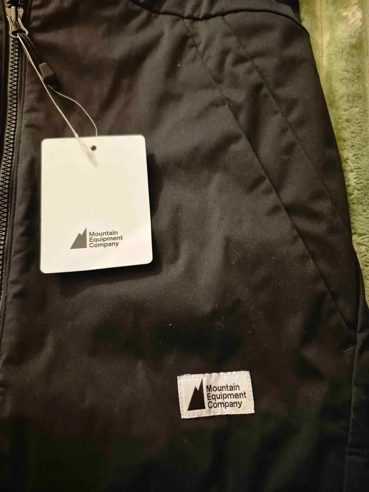 Boys MEC soft shell jacket size 10 image indicator(2)