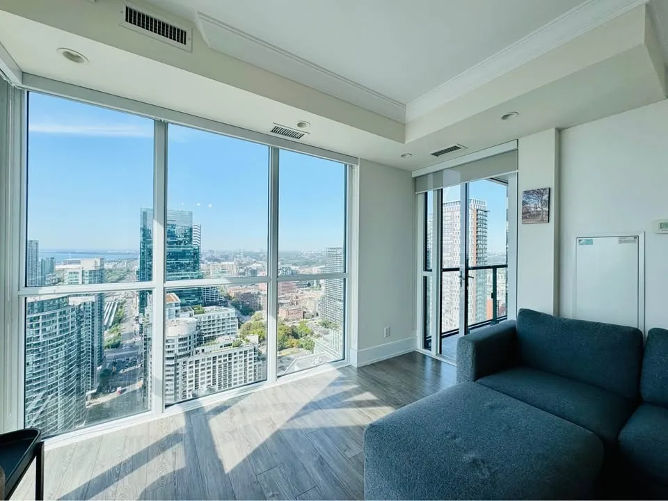 2 Beds 2 Baths - Apartment image indicator(3)