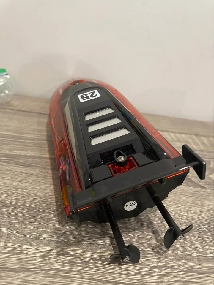 RC boat with lights image indicator(7)