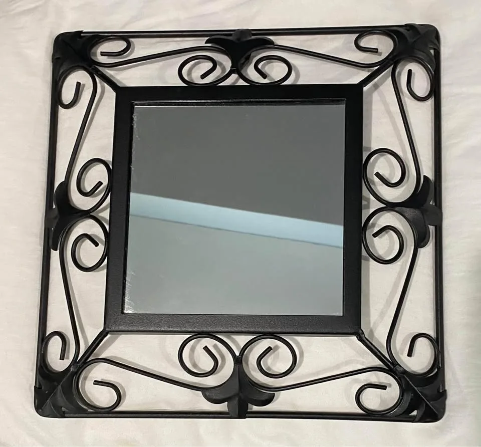Black Metal Mirror Decor image indicator(3)