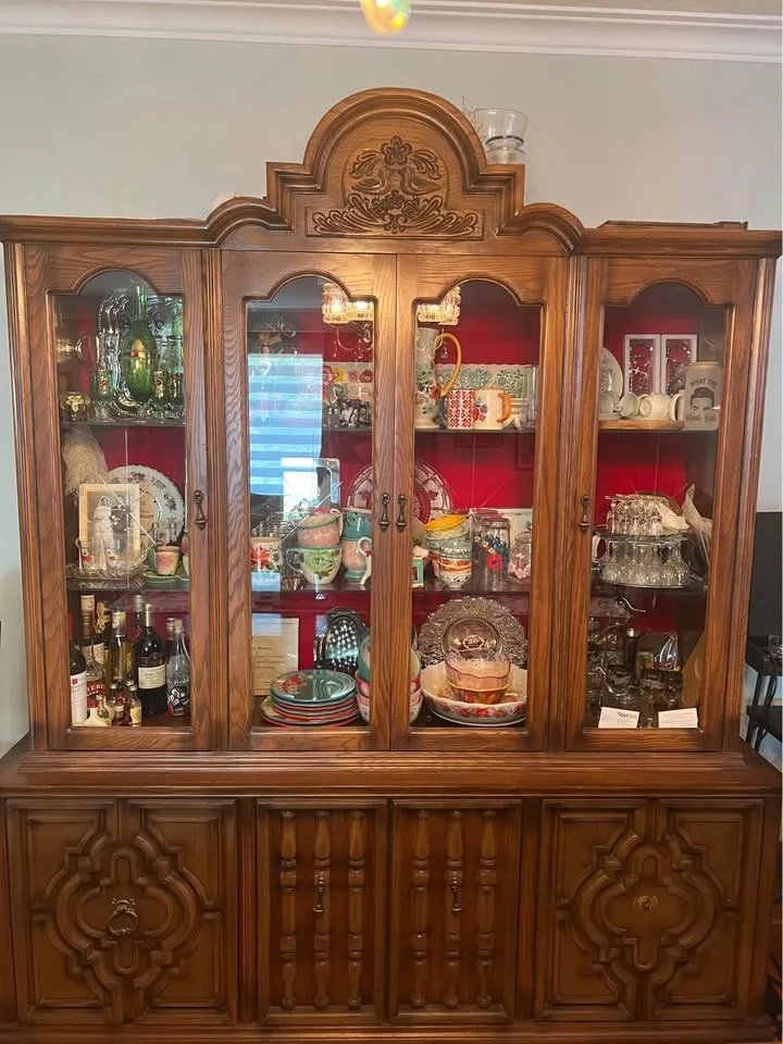 Vintage dining room table, display hutch and chairs image indicator(5)