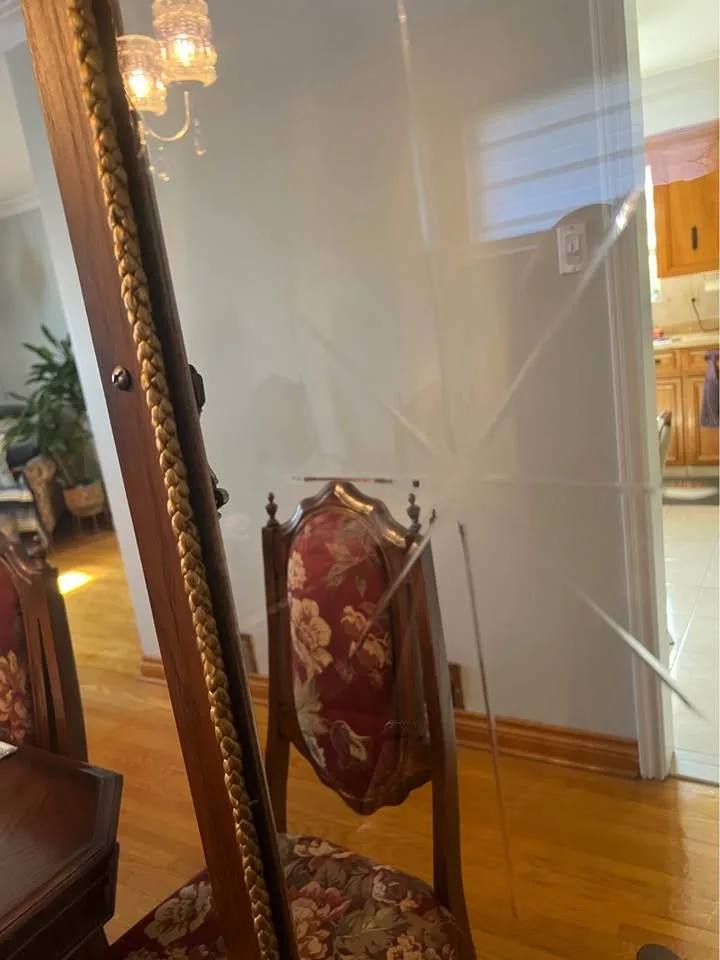 Vintage dining room table, display hutch and chairs image indicator(7)