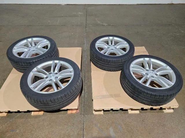 WHEELS RIMS + WINTER TIRES 2015 TESLA MODEL S