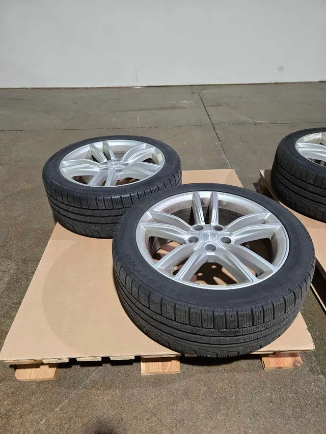 WHEELS RIMS + WINTER TIRES 2015 TESLA MODEL S image indicator(2)