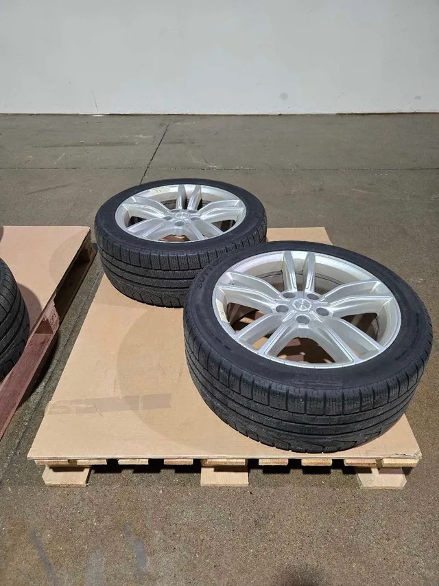 WHEELS RIMS + WINTER TIRES 2015 TESLA MODEL S image indicator(3)