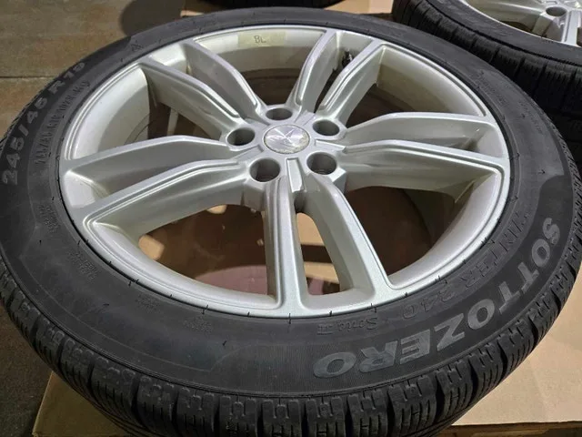 WHEELS RIMS + WINTER TIRES 2015 TESLA MODEL S image indicator(6)