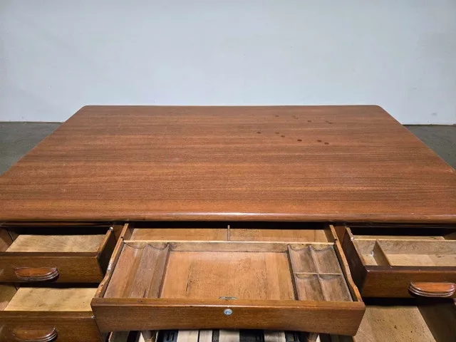 Office Desk 66" x 38" image indicator(5)