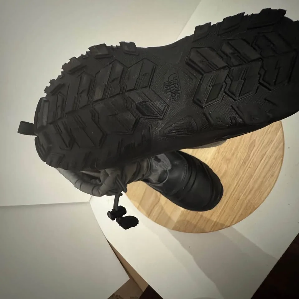 THE NORTH FACE unisex WINTER Boots - new sz.5 LIKE NEW image indicator(8)