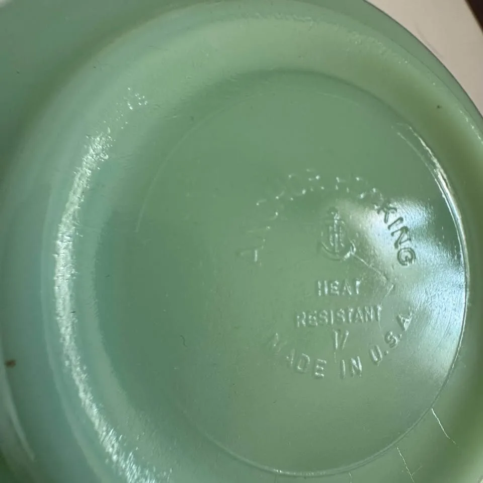 Vintage Anchor Hocking Jadeite Swirl Serving Bowls image indicator(5)