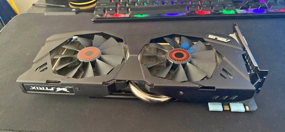 Asus Nvidia GTX 980 BROKEN BUT WORKS