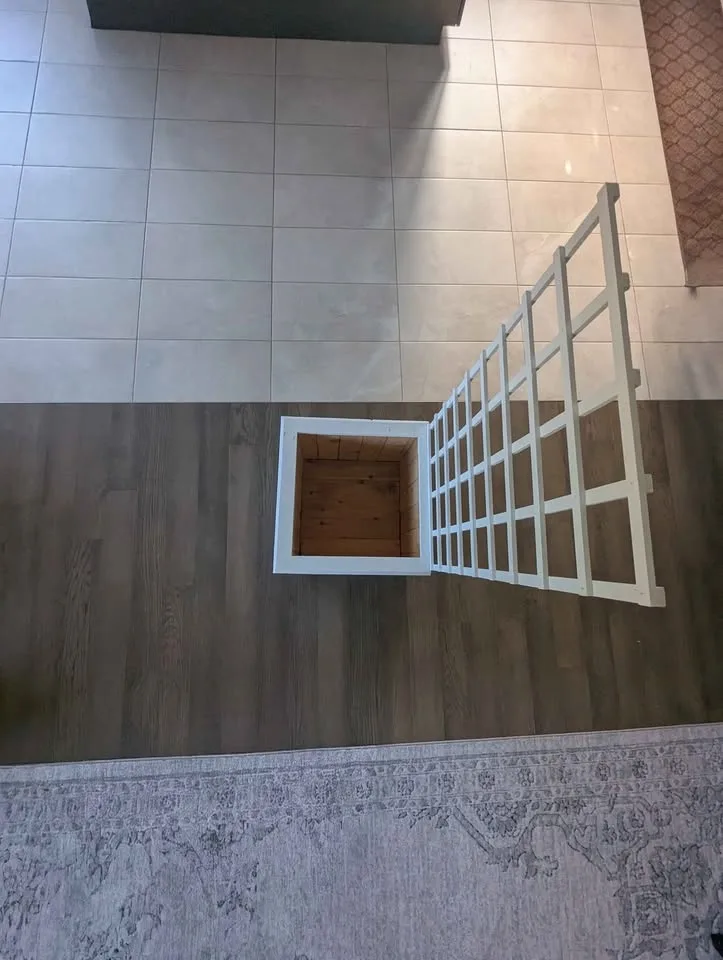 Beautiful White Handmade Trellis image indicator(5)