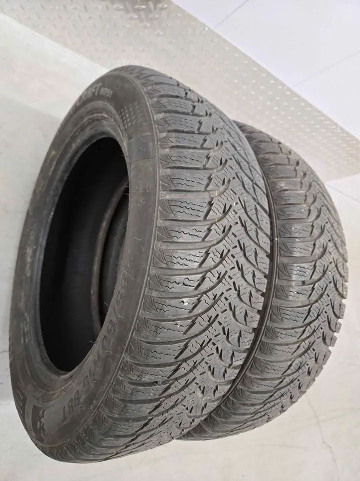 Two Winter Tires- 185/60R15 image indicator(2)