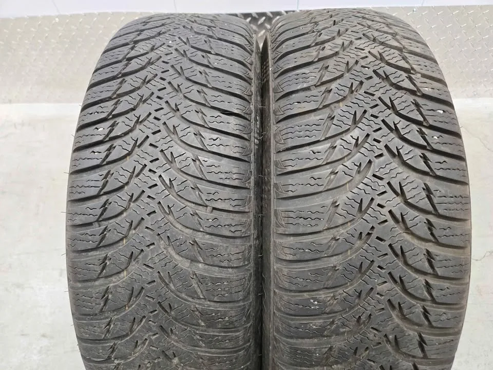 Two Winter Tires- 185/60R15 image indicator(10)
