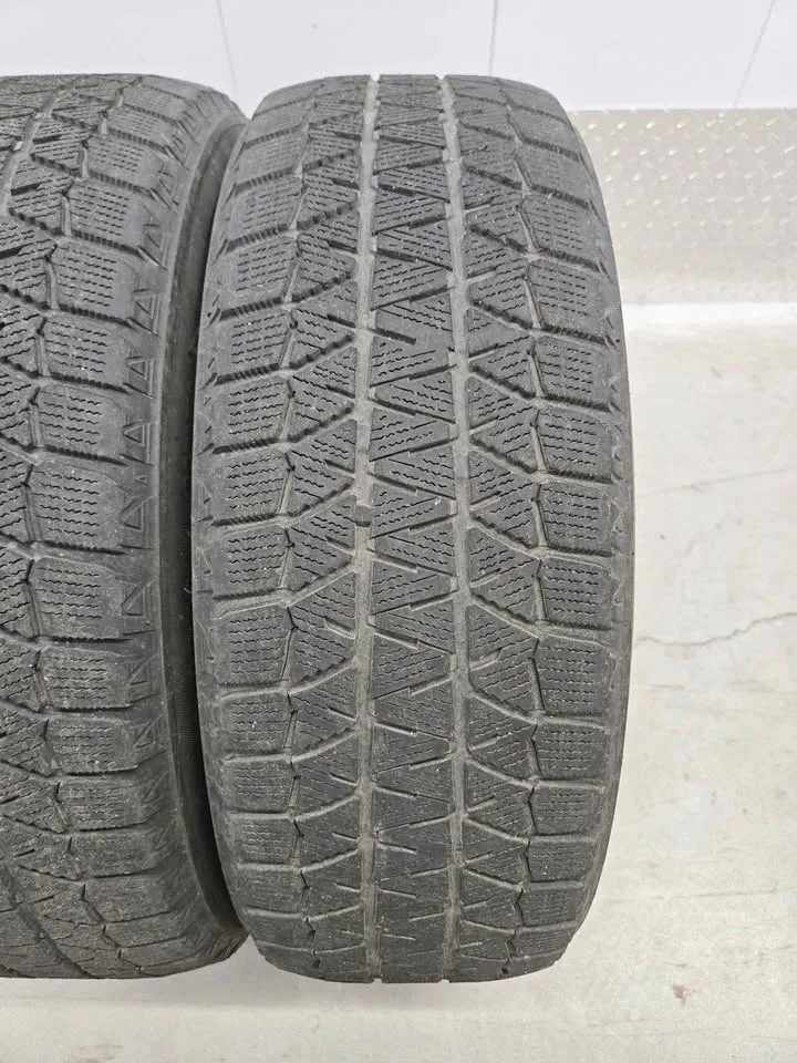 195/65R15- Bridgestone Blizzak Winter Tires image indicator(5)