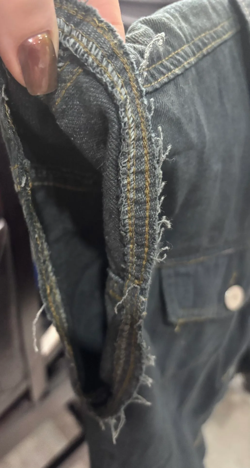 Unisex Sleeveless Black Denim Vest – Comfort Denim – Size M image indicator(3)