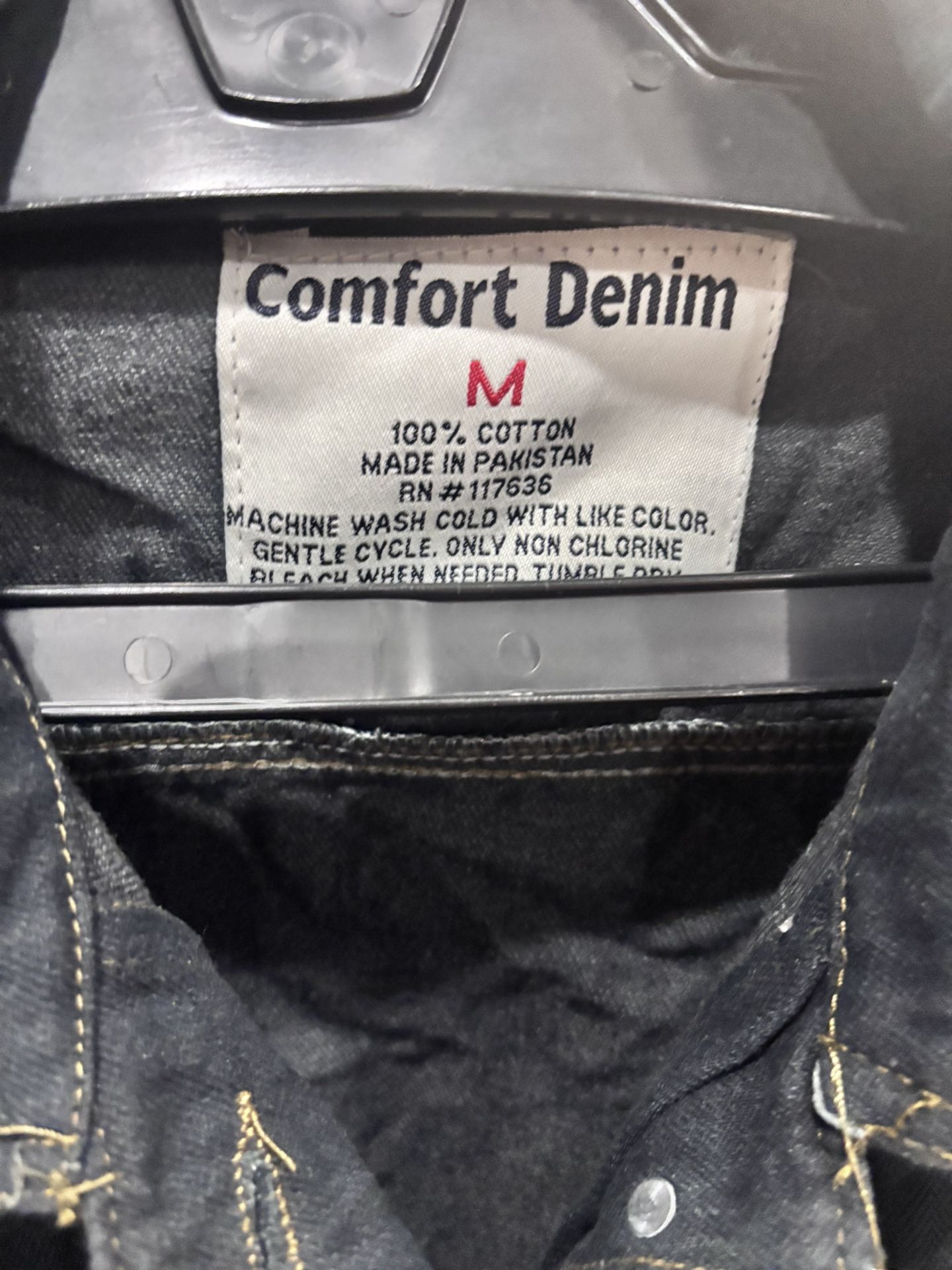 Unisex Sleeveless Black Denim Vest – Comfort Denim – Size M - photo 4