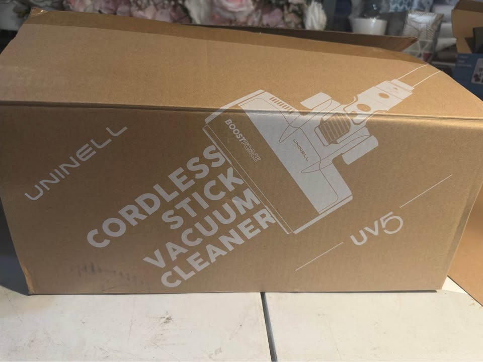 Uninell Cordless Stick Vacuum Cleaner - photo 4