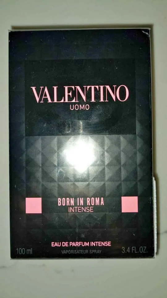VALENTINO Uomo Born In Roma Intense Eau de Parfum