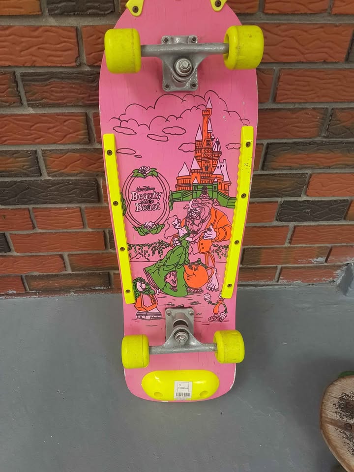Vintage pink Beauty and the Beast skateboard - photo 3