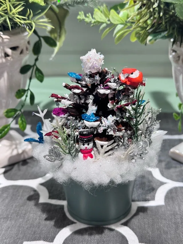 Cute Pinecone Christmas Tree