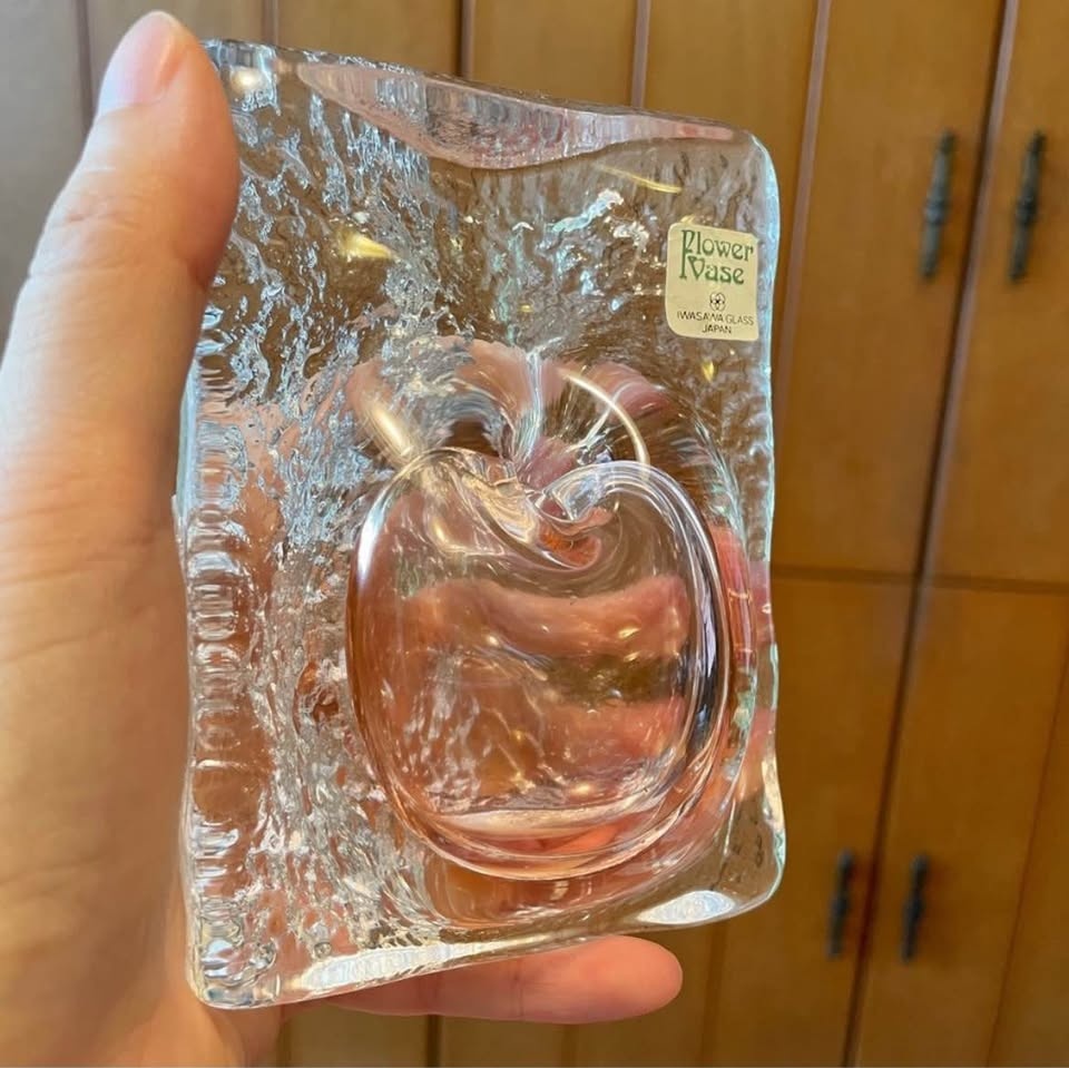 Famous Japanese Brand Apple Shaped Glass Flower Vase IWASAWA - photo 3