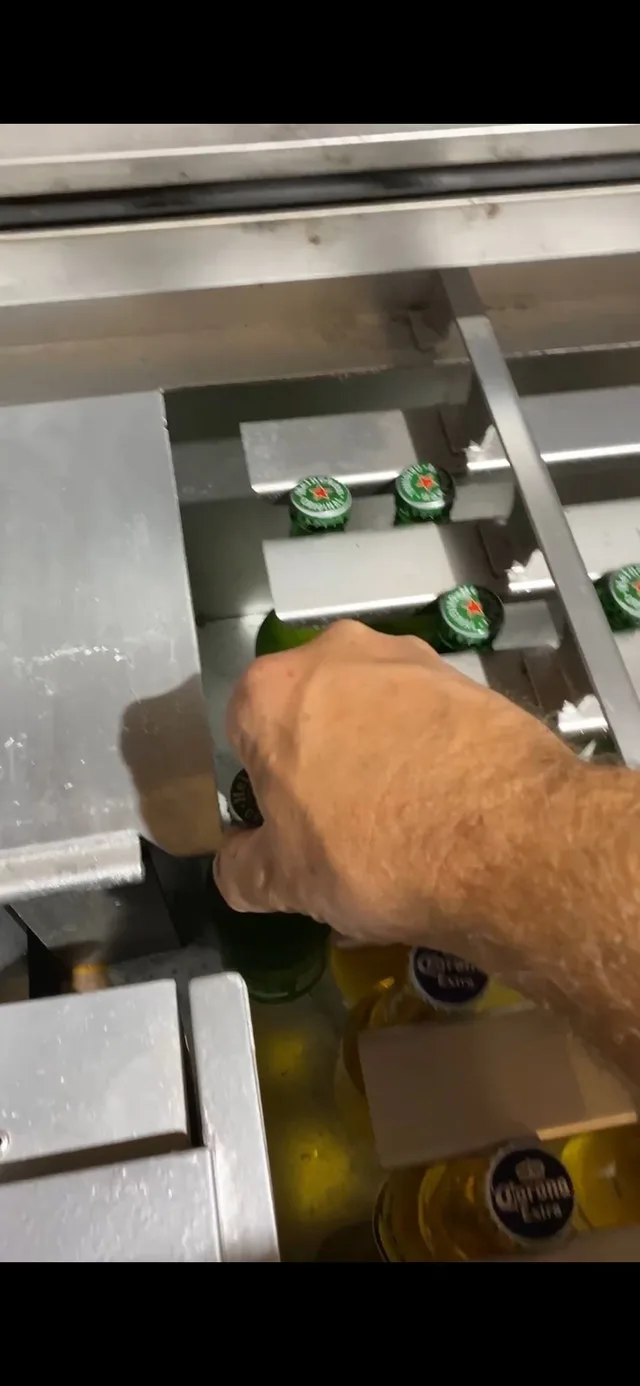 Ideal Slider 7up Cooler image indicator(7)