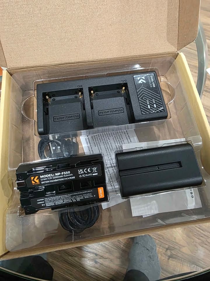 K&F Concept 2 Pack NP-F550 Battery and Charger Set - photo 2