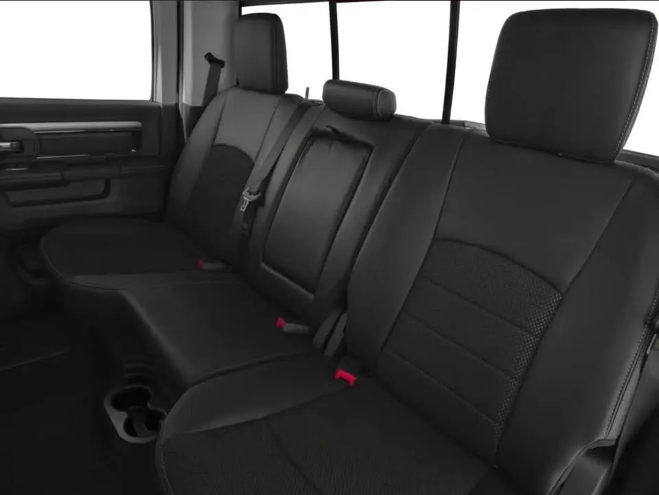 2016 Ram 4WD Crew Cab 5.7Ft Outdoorsman image indicator(5)