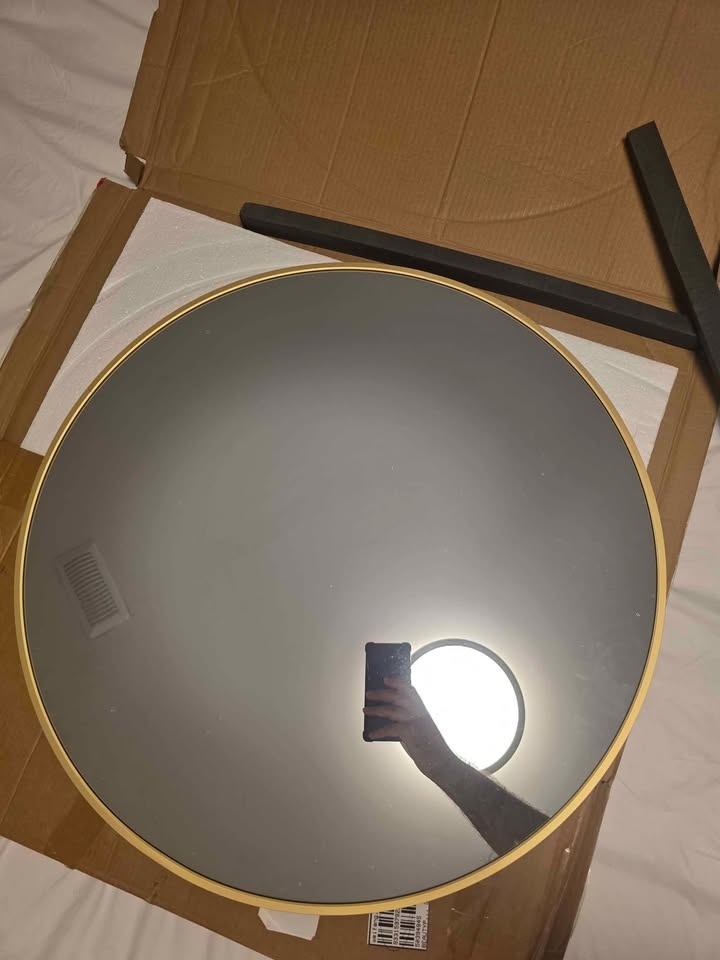 Hubba Round Metal Wall Mirror - photo 3