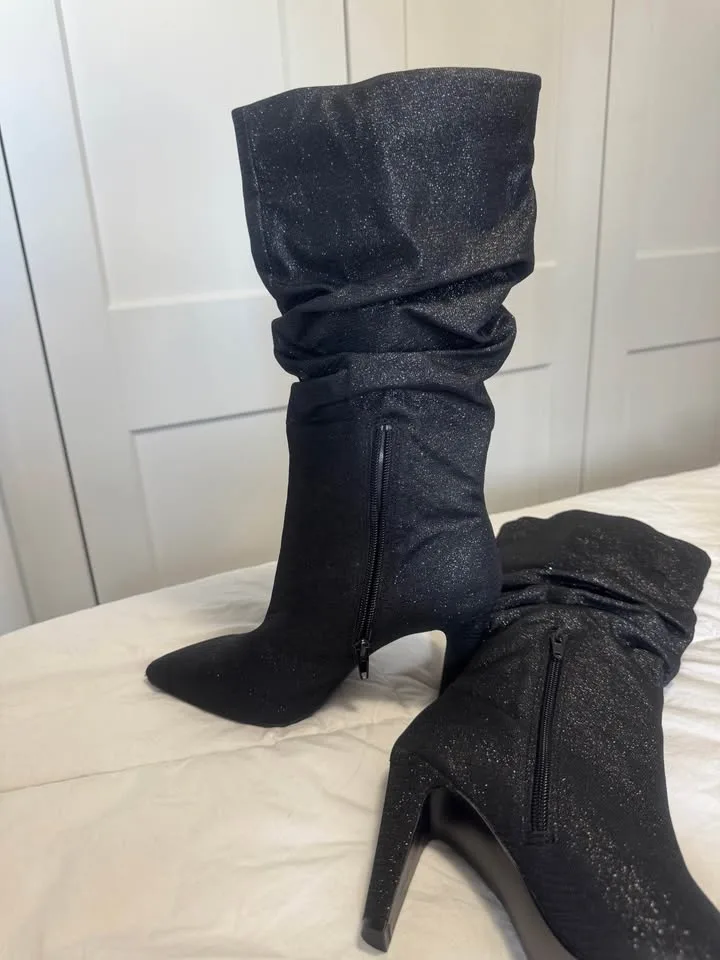 Brand New Kylie Boots, Black shimmer Size 6 New with tags image indicator(6)
