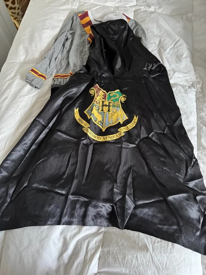 Brand New Kids Size 4T Draco Malfoy Harry Potter Onesie image indicator(6)