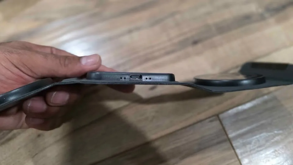 3-In-1 Wireless Charger, Black, 10-in x 3-in image indicator(2)