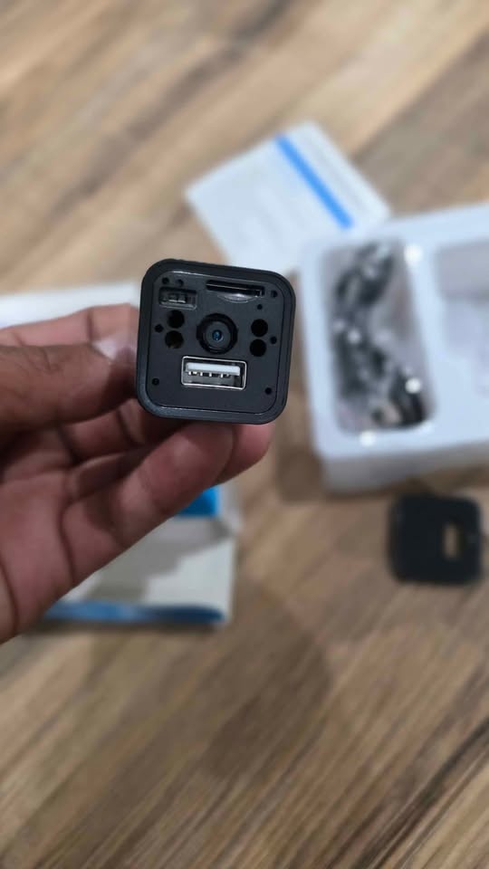 RayNeo - USB to Glasses and Charging Adapter - Black - photo 2