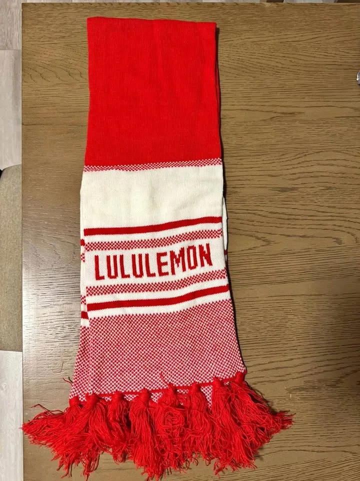 Lululemon scarf