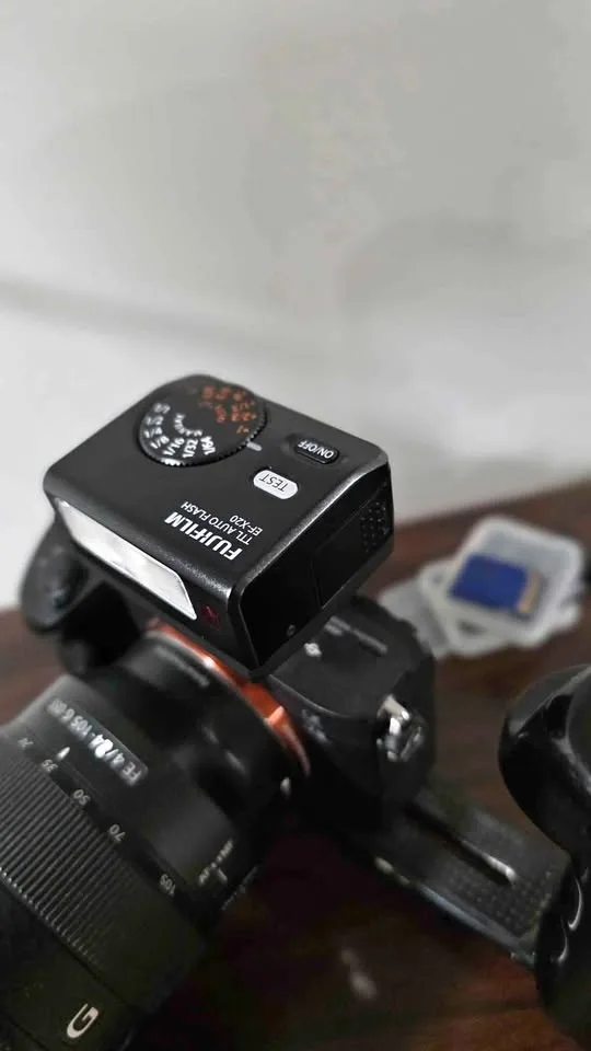 Fujifilm EF-X20 TTL Auto Shoe Mount Flash like new