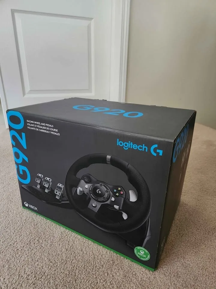 Logitech G920 Steering Wheel and Pedals image indicator(4)